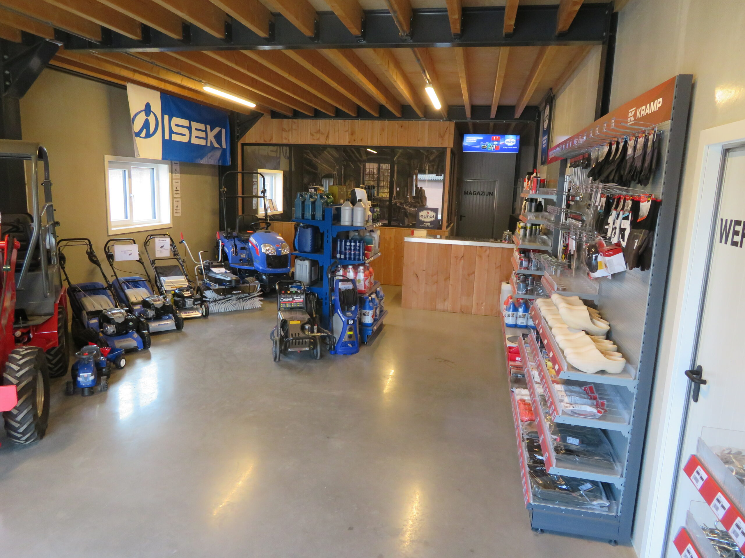 Showroom De Kruif Mechanisatie
